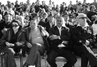 ראש הממשלה, יצחק רבין, השתתף בטכס הקמה של התנחלות חדשה, נחל קטיף, ברצועת עזה, שאורגן עבור גרעין נח"ל.