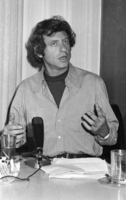 Uri Zohar, the noted all-round entertainer, announced that the movement he formed, Atar (Citizens for Rabin), would wind up its activities with two large advertisement in the newspapers.