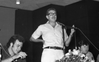 Ezer Weizman lecturers at the Tel Aviv University.