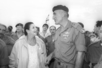 General Itzhak Mordechai parachuting in memory of the Mittle Pass in Sinai battle which took place 30 years ago.