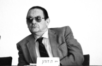 ההסתדרות הרפואית בישראל של רופאי כל חברות הביטוח הרפואי, כולל כל קופות החולים, עורכת היום את הפגישה השנתית שלה לדון בשכרם ובבעיות אחרות.
