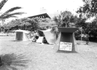 Homeless families put several tents on the Tel Aviv Municipality Plaza.