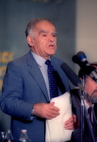 While PM Itzhak Shamir intend to speak at the Journalists Association in Tel Aviv, the Journalists demonstarted against their editors for censuring their views they publish in their articles, calling for freedom of speech.