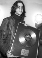 The Mashina singer group received their Golden Record.