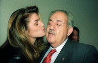 Top international model Cindy Crawford, who is married to Hollywood actor Richard Gere, is in lsraeI for a modeling assignment.