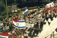 L4,000 CHRISTIANS IN SOLIDARITY VISIT.