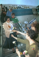 מתנדבים.