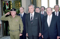 POLAND RETURN ABASSADOR TO ISRAEL.