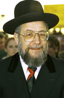 Chief Rabbi Lau Israel, participate the ceremony given in honor of the 1001 sick Chernobil Jewish children who came to Israel for recovery.