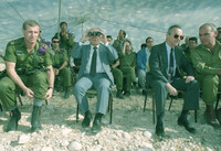 PM Itzhak Shamir visiting the Army camp of Ktziot.