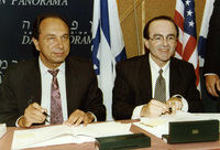 שותפות של בזק ו-AT&T.