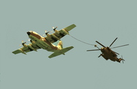 Independence Day display was held in Tel Aviv sea shore with IAF aircrafts, navy warships and paratchuting entertain thenth of thousand of spectators which gathered on the beach.