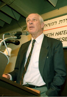 US Ambassador toIsrael William Brown addressing the Jewish Presidents Conference atbeit Hatfutzot, Tel Aviv.