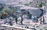 שוטר מג"ב נהרג בעימותים.