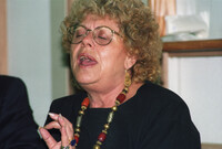 Education Minister Shulamit Aloni holding a press conference with the foreign media.