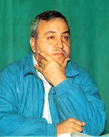 KM David Magen at an assembly for the forthcomming municipality elections.