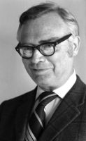 Senior Journalist of the morning newspaper Maariv Shalom Rosenfeld.