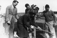 נטיעות ראשונות בקיבוץ ניר דוד (תל עמל) בט"ו בשבט.