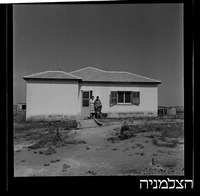 כפר יאור (כפר אביב), עליה בשנת 1958.