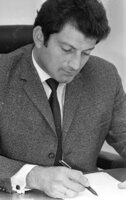 Journalist Eli Landau.