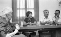 Anna Kathy working for the newspaper Uj Kelet in the Hungarian language.