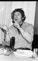 Uri Zohar, the noted all-round entertainer, announced that the movement he formed, Atar (Citizens for Rabin), would wind up its activities with two large advertisement in the newspapers.
