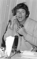Uri Zohar, the noted all-round entertainer, announced that the movement he formed, Atar (Citizens for Rabin), would wind up its activities with two large advertisement in the newspapers.