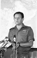 נחטפו לאנטבה.
