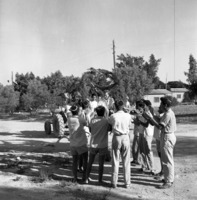 קיבוץ סעד; חתונה.