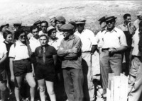 בן ציון.