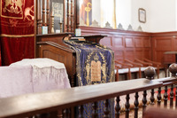Photograph of: Craftsmen's Synagogue in Tecuci - Prayer hall.