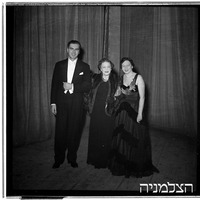 פסנתרנים ורונסקי את בבין וורה ויצמן, 1949.