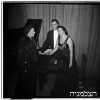 פסנתרנים ורונסקי את בבין וורה ויצמן, 1949.