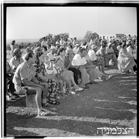 עולים חדשים, חגיגות שנה ראשונה.