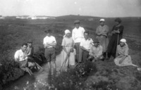 רוזה, (שמלה כהה) בבנימינה-שוני 1923