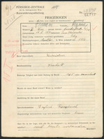 Applicant: Franzos, Regina; born 17.6.1903 in Gura Humorului (Romania); single.