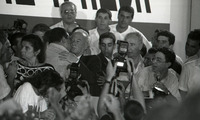מלון דן מהפך, יום הבחירות.
