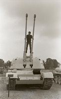 צ. ה. ל. ג'וליס, 1/1972.